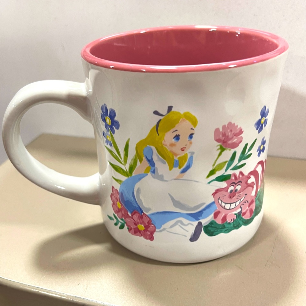 Disney Alice In Wonderland Doublesided Ceramic Coffee Tea Mug NEW